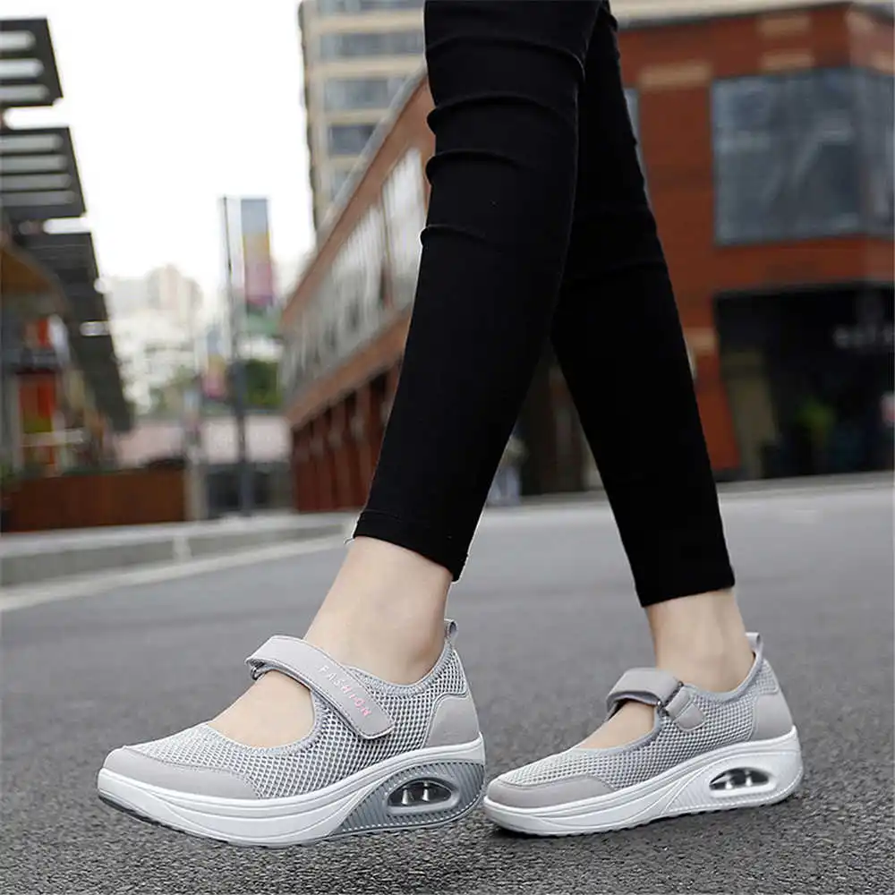 36-41 Demi-season Colored Snea - đánh giá và giá Outdoor Sport Uk